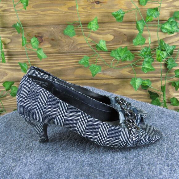 AEROSOLES Black and White Plaid Heels - Picture 3 of 7
